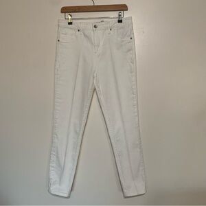 Max Studio Indigo women's high-rise slim straight white jeans in size 8